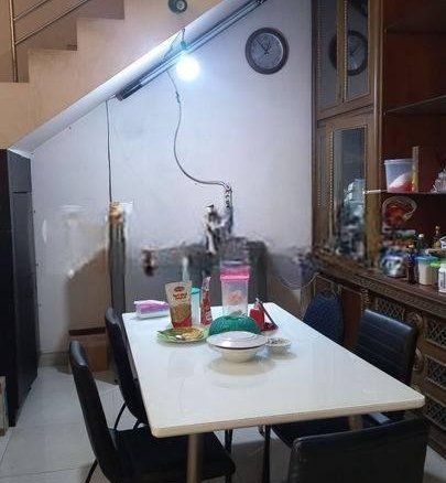 Rumah 2 lantai siap huni, jalan 3 mobil. 2 Rumah 2 lantai siap huni, jalan 3 mobil. Rumah 2 lantai siap huni