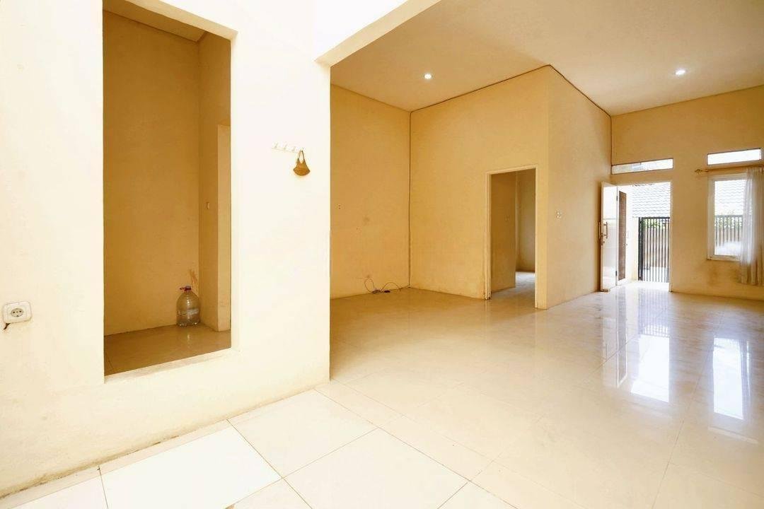 Rumah Seken 3 KT di Tangsel 15 Menit ke Transpark Mall Bintaro 1 Lantai Siap KPR J19291