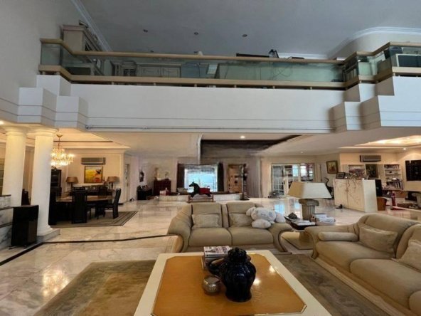 Rumah Lama Hitung Tanah Di Karang Asem