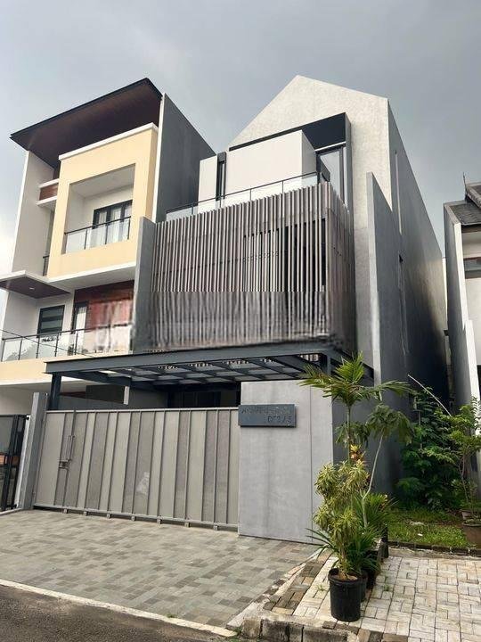 BANGUNAN CAKEP BANGET!! Rumah di Gading Serpong Sektor 7C NEW!