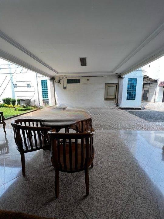 Termurahh Rumah 2 Lantai Bagus Furnished SHM di Jalan Samali