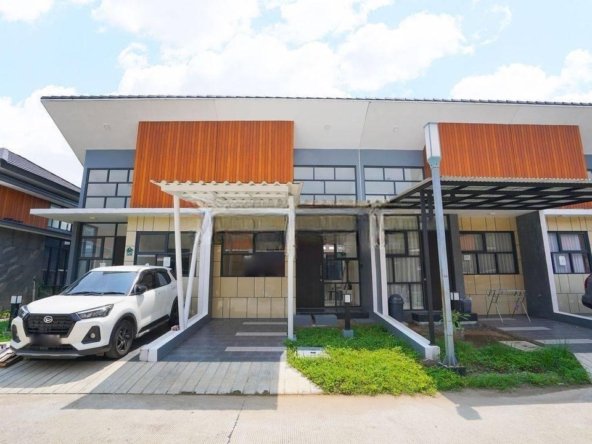 Rumah SHM Hadap Utara 15 Mnt ke Taman Kota 2 BSD Ready Furnished J19418