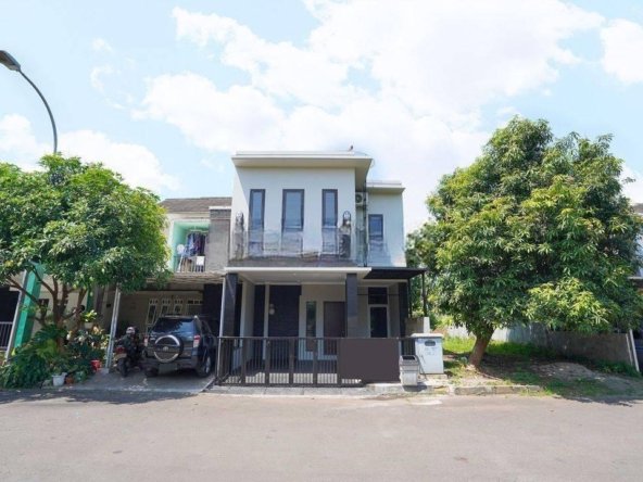 Rumah Semi Furnished Hadap Timur Dibantu KPR dekat Mall dan Stasiun di Ciputat Bisa Nego J17954