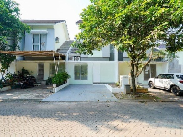 Rumah Minimalis Semi Furnished Bisa Nego 8 Menit ke Pasar Modern BSD City Siap KPR J23279