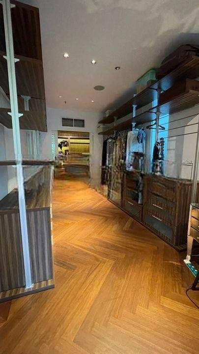 Dijual unit Luxury di Sudirman Residence Semi Furnished Bagus