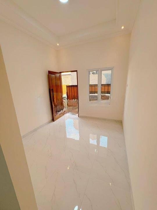 Rumah 2 lantai 6x12 Grand Poris free kitchen lokasi strategis