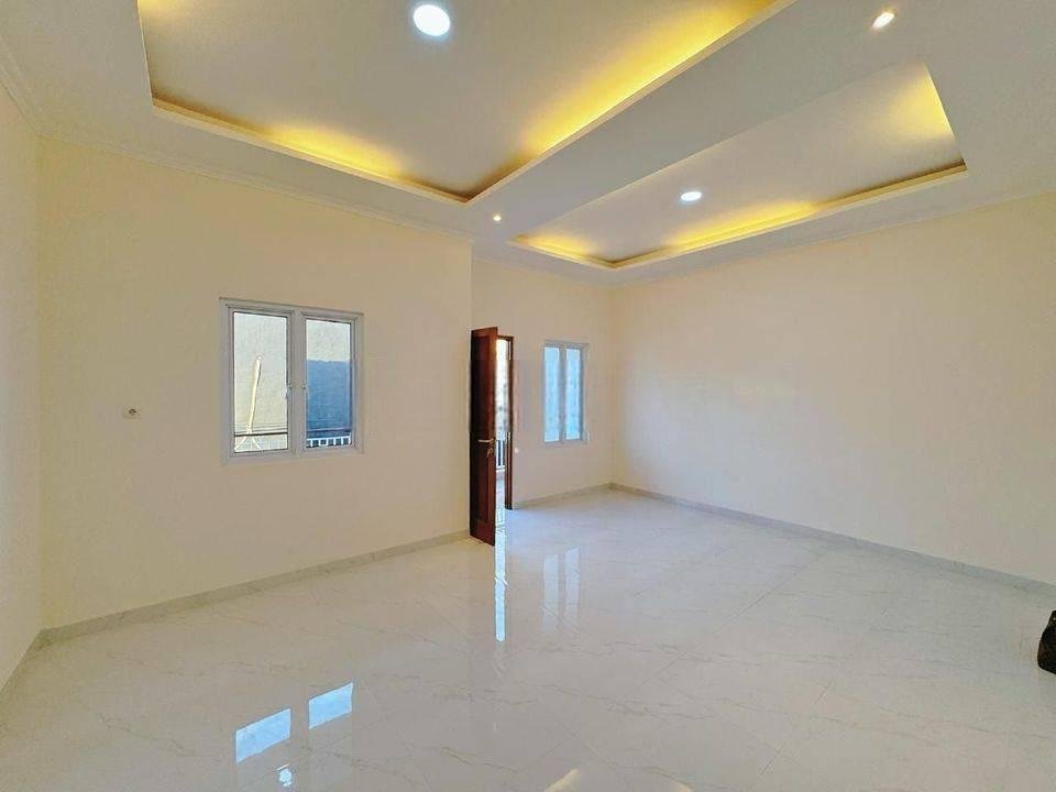 Rumah 2 lantai 6x12 Grand Poris free kitchen lokasi strategis