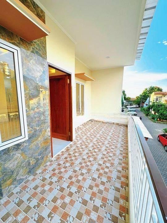 Rumah 2 lantai 6x12 Grand Poris free kitchen lokasi strategis