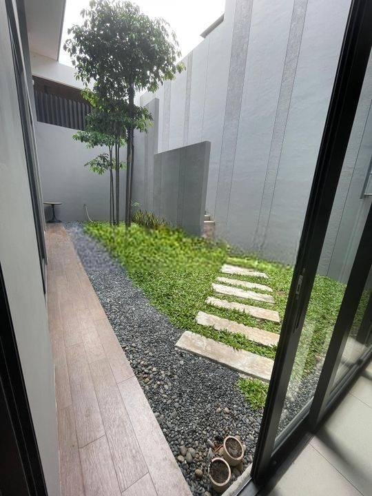 Rumah Mewah Bsd Swimming Pool Gym Lift Lokasi Terbaik Jarang Ada