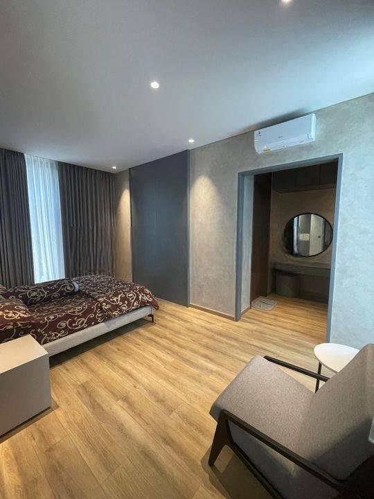 Rumah Mewah Bsd Swimming Pool Gym Lift Lokasi Terbaik Jarang Ada