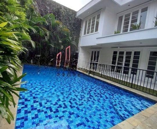 Rumah Cantik Siap Huni Lokasi Strategis Area Dekat Senopati Dan Senayan Harga Murah Kebayoran Baru Jakarta Selatan
