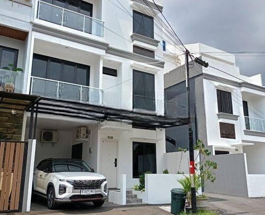 Rumah 3lantai ada fasilitas kolam Renang dan gym askses mobil di Rawasari 28 Rumah 3lantai ada fasilitas kolam Renang dan gym askses mobil di Rawasari Rumah 3lantai ada fasilitas kolam Renang dan gym askses mobil di Rawasari