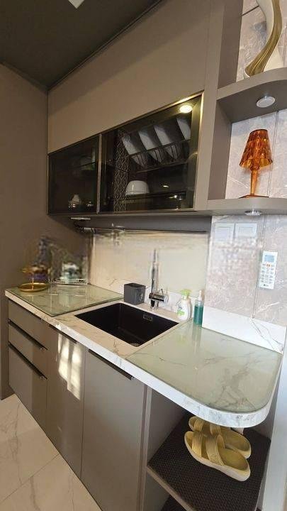 Dijual 24. Jual Rugi Apartment Laviz 2BR Pakuwon Mall