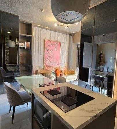 Dijual 24. Jual Rugi Apartment Laviz 2BR Pakuwon Mall