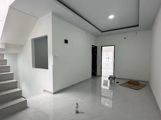 Rumah tanjung duren di Jalan menteng 3 Lantai SHM jalan 2 mobil lega Rumah tanjung duren di Jalan menteng 3 Lantai SHM jalan 2 mobil lega