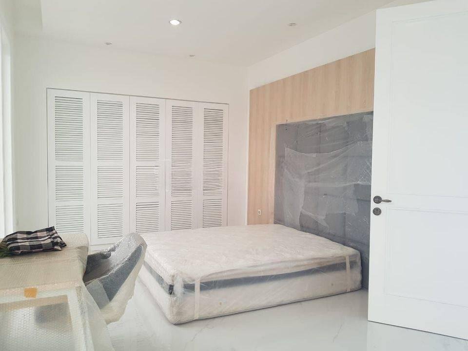 Disewakan rumah daerah Kemang Jakarta Selatan.