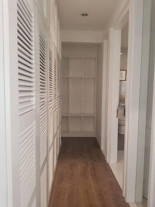 Disewakan rumah daerah Kemang Jakarta Selatan.