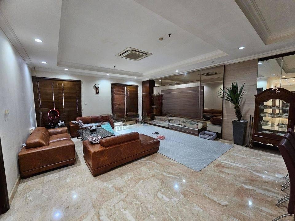 Luxury 4 Kamar Bellezza Permata Hijau Private Lift And View Residence