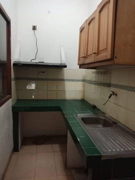 Termurah Rumah Bangunan 2 lantai Kamar Besar Dekat Ecopark Tebet