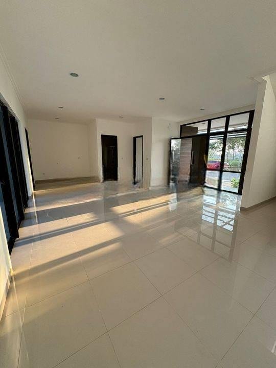 Dijual Rumah 2 Lantai Pik 2 Uk 10x20 Brand New Cluster Super Bagus Termurah