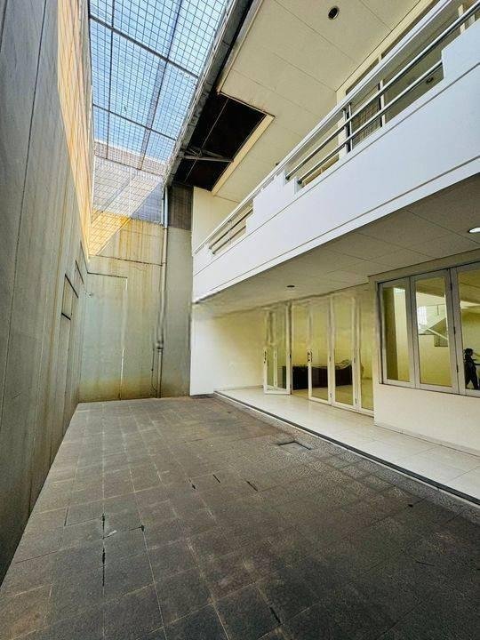 Rumah di Metro Permata 1