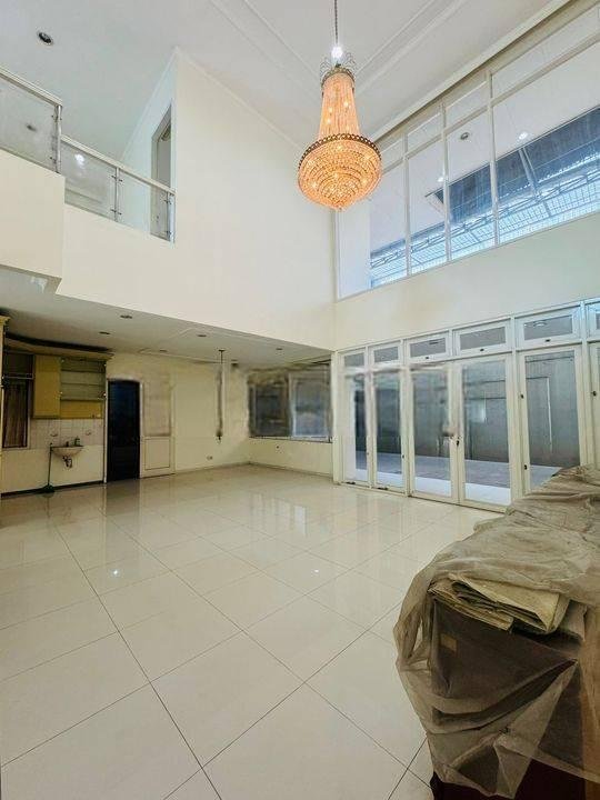 Rumah di Metro Permata 1