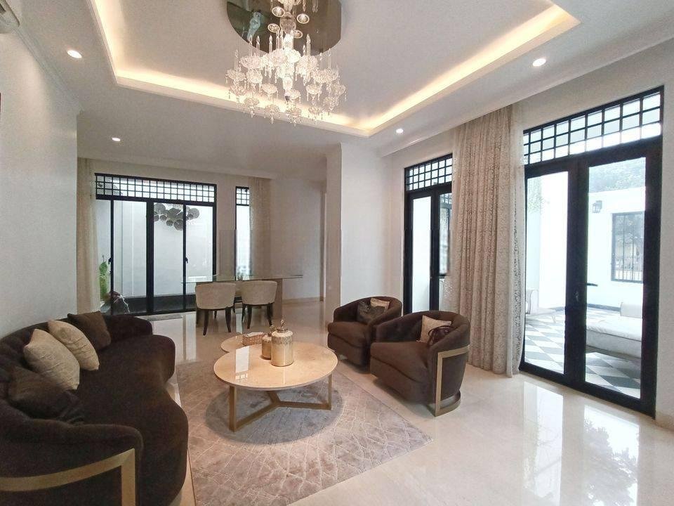 Rumah Hook Mewah Full Furnish di Discovery Bintaro Sektor 9
