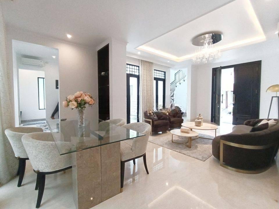 Rumah Hook Mewah Full Furnish di Discovery Bintaro Sektor 9