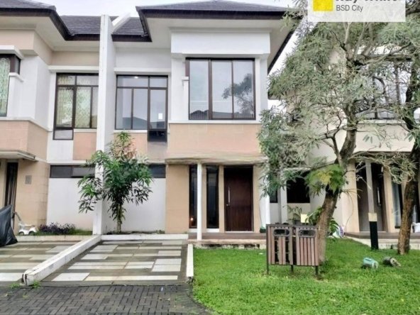 STOCK LANGKA Rumah di EMINENT ILLUSTRIA