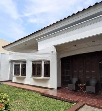 Rumah tebet di jual pinggir jalan raya