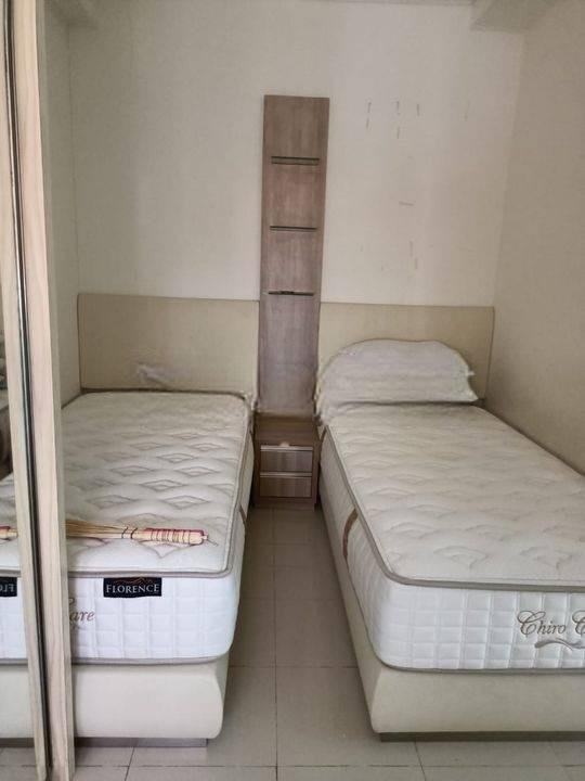 Kamar Mandi : 1