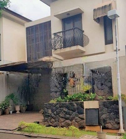 Jual cepat Rumah 2 Lantai sangat bagus dlm komplek eksekutif