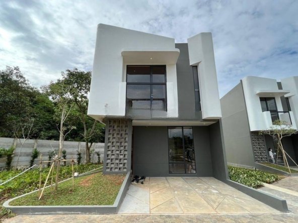 Rumah Dekat Aeon Mal Bsd