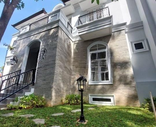 American Classic SCBD, Kebayoran Baru Rumah 3 Lantai Baru SHM - Sertifikat Hak Milik di Kebayoran Baru, SCBD 30 American Classic SCBD, Kebayoran Baru Rumah 3 Lantai Baru SHM - Sertifikat Hak Milik di Kebayoran Baru, SCBD American Classic SCBD