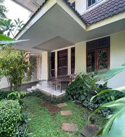 Rumah HITUNG TANAH di Taman Duta