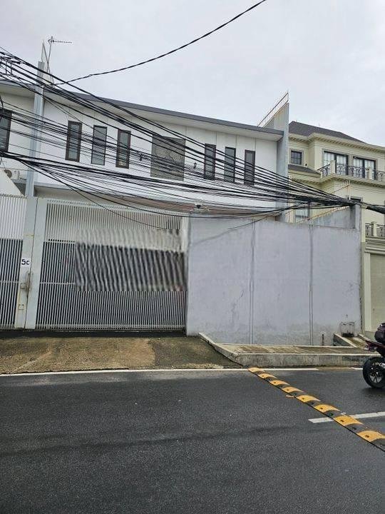 Rumah Siap Huni Contemporer style Bisa Ijin Usaha Rumah Siap Huni Contemporer style Bisa Ijin Usaha