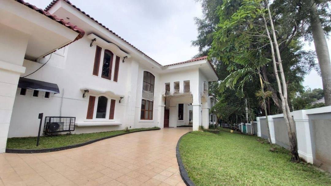 Disewa Rumah di Pondok indah 2 Lantai bisa untuk kantor