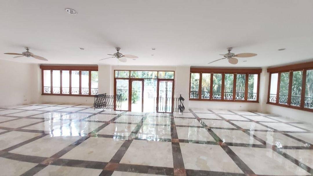Disewa Rumah di Pondok indah 2 Lantai bisa untuk kantor