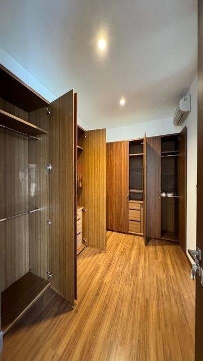 Disewakan Rumah Cluster Mewah Kemang LB 703 m2+Swimming Pool