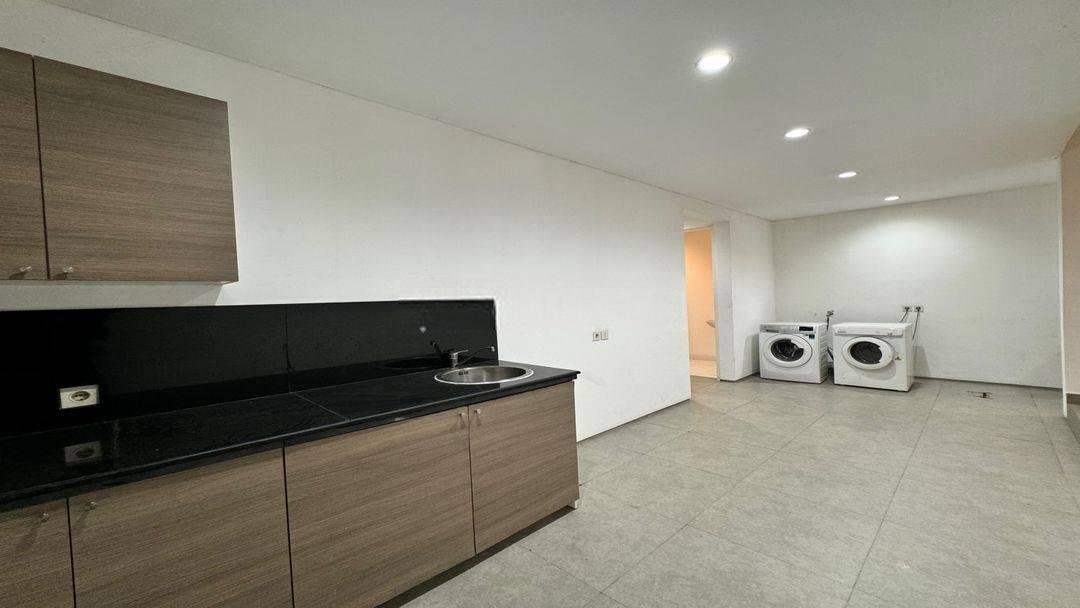 Disewakan Rumah Cluster Mewah Kemang LB 703 m2+Swimming Pool