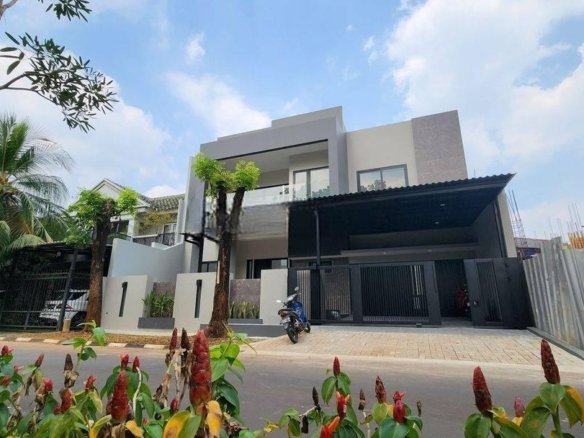 Rumah baru mewah di BSD SHM hadap Barat Laut