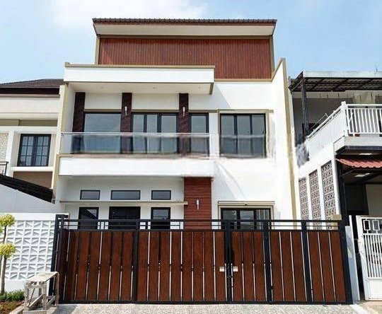 Rumah Baru 2 Lantai Cantik Dan Megah 4 Kamar di Nusa Loka Bsd M485