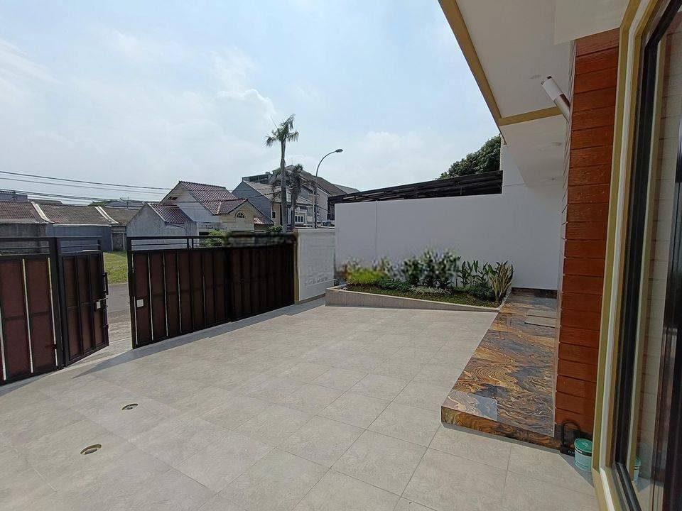 Rumah Baru 2 Lantai Cantik Dan Megah 4 Kamar di Nusa Loka Bsd M485