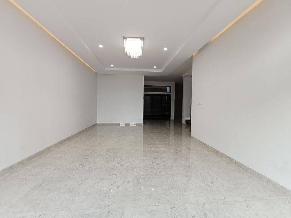 Rumah Baru 2 Lantai Cantik Dan Megah 4 Kamar di Nusa Loka Bsd M485