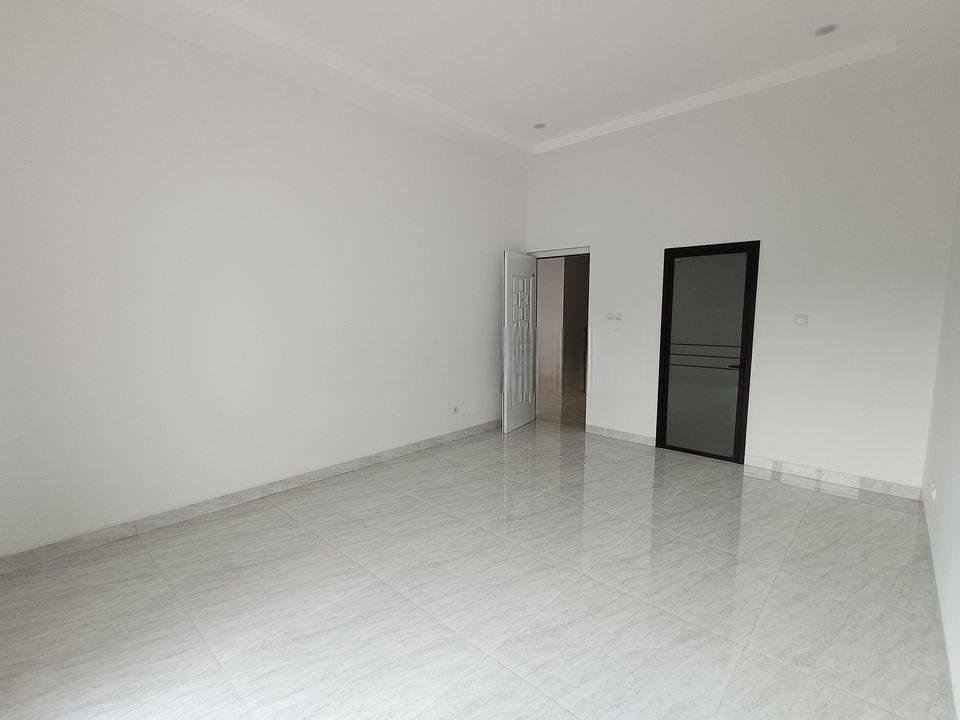 Rumah Baru 2 Lantai Cantik Dan Megah 4 Kamar di Nusa Loka Bsd M485