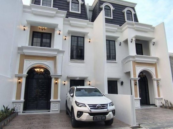Rumah Cluster Rooftop Ada Kolam Renang di Kebagusan Jakarta