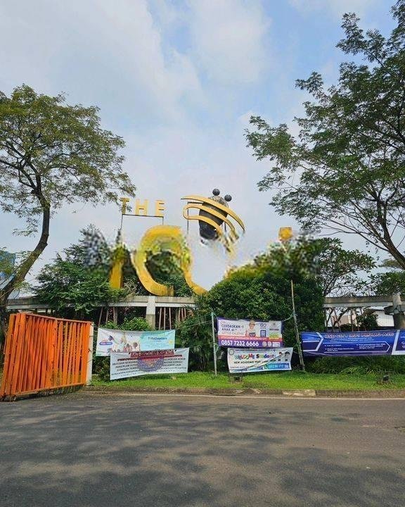 The Icon Bsd City Rumah Cantik View Taman