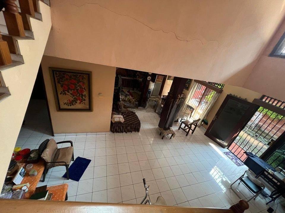 RUMAH BAGUS 2 LANTAI SHM