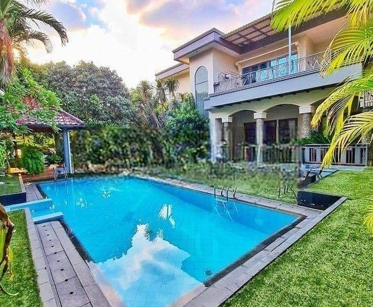 RUMAH LEBAK BULUS DESIGN EUROPEAN CLASSIC