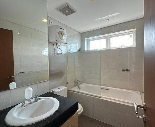 Apartement Green Bay Pluit 3 BR Semi Furnished Bagus